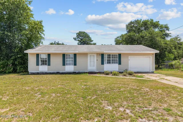 $190,000 | 103 Riegel Drive, Hubert, NC 28539