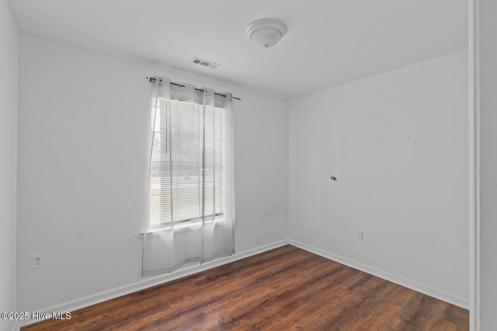 103 Riegel Drive Hubert, NC 28539 - Photo 5 of 17 Bedroom 1