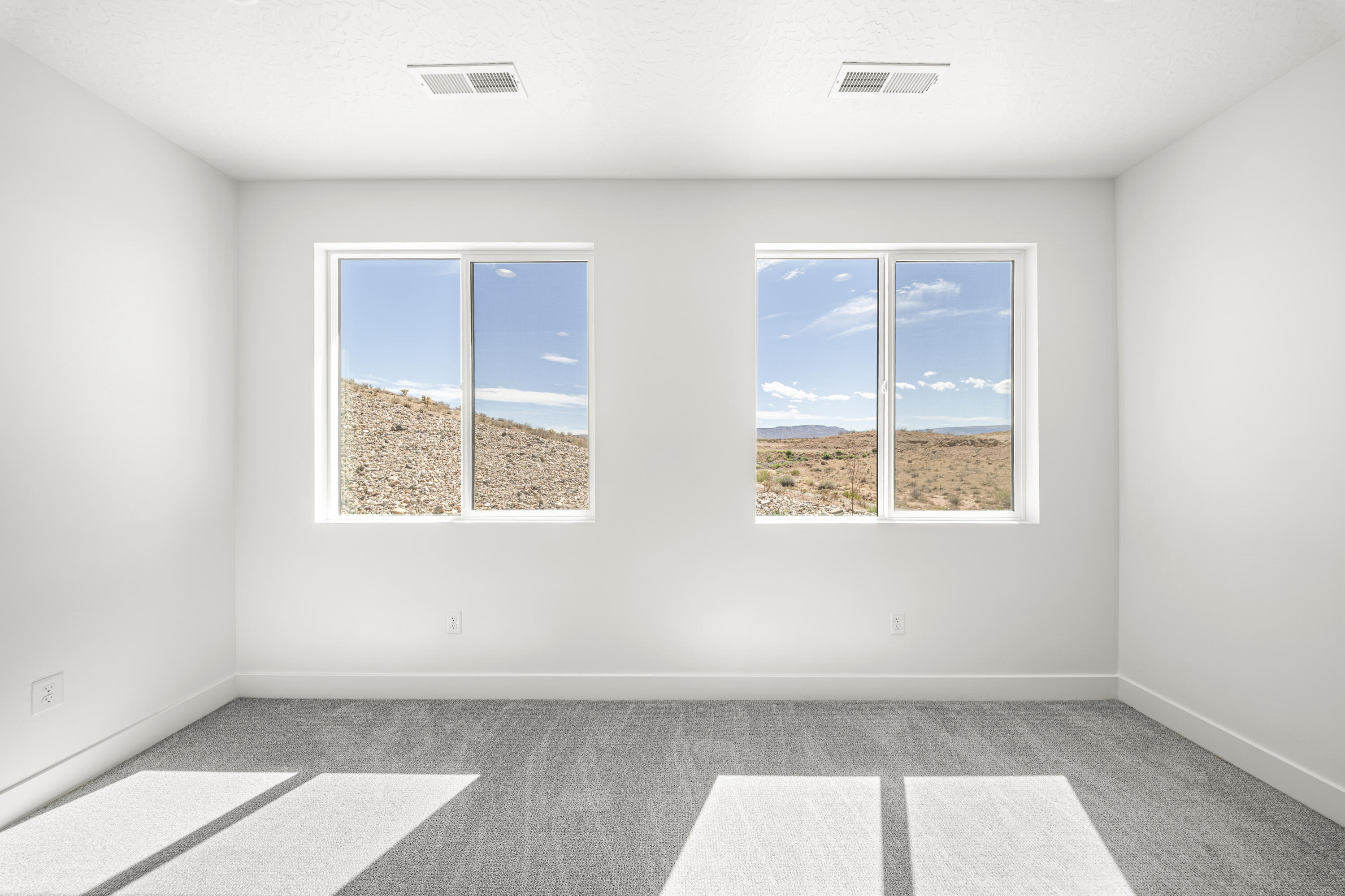 113 Desert Ter Street St. George, UT 84790 - Photo 15 of 35 DSC00347
