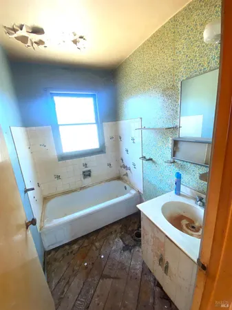 $599,000 | 581 Louis Drive, Novato, CA 94945