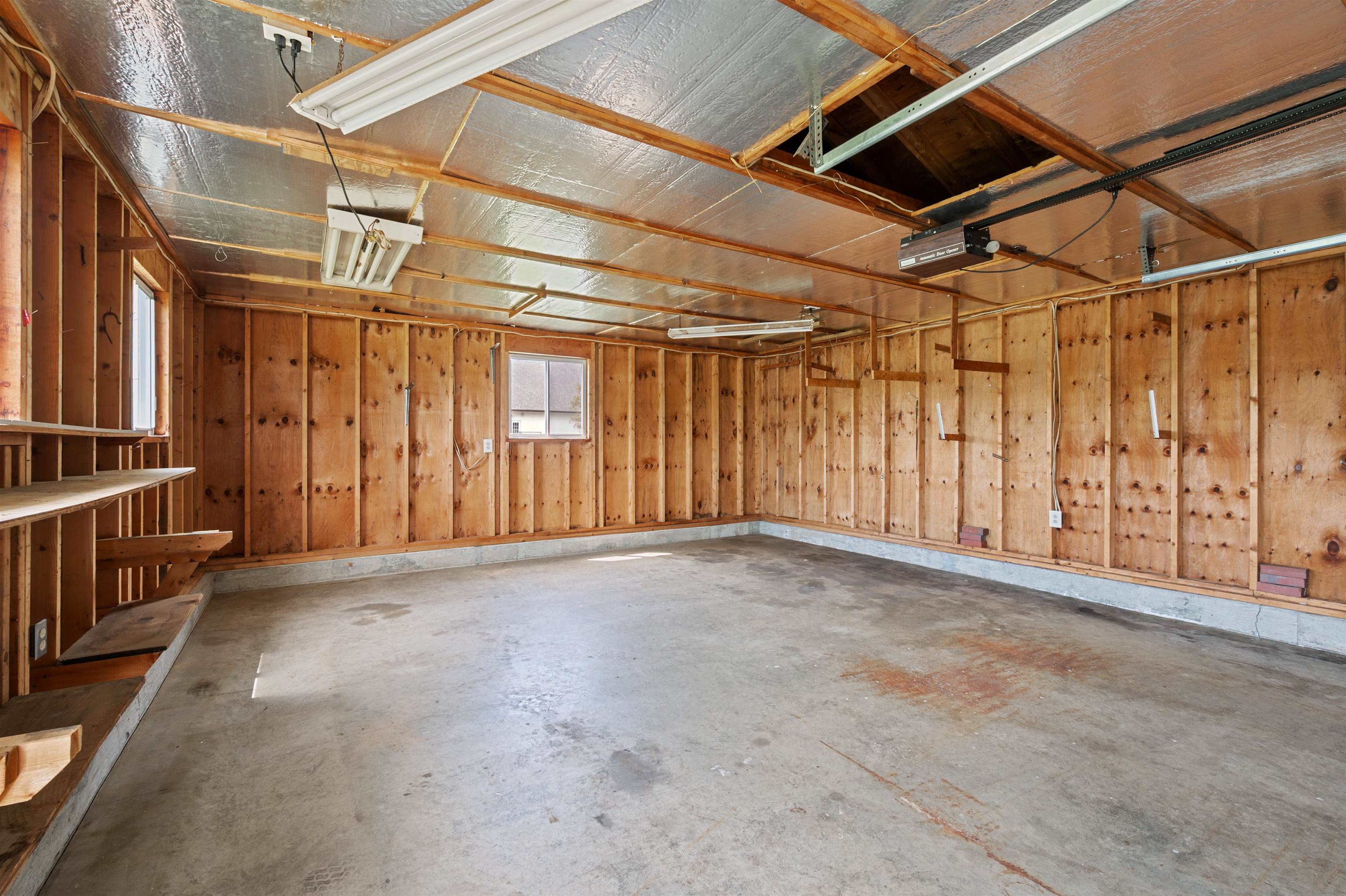 1310 Wellington Road Manchester, NH 03104 - Photo 26 of 35