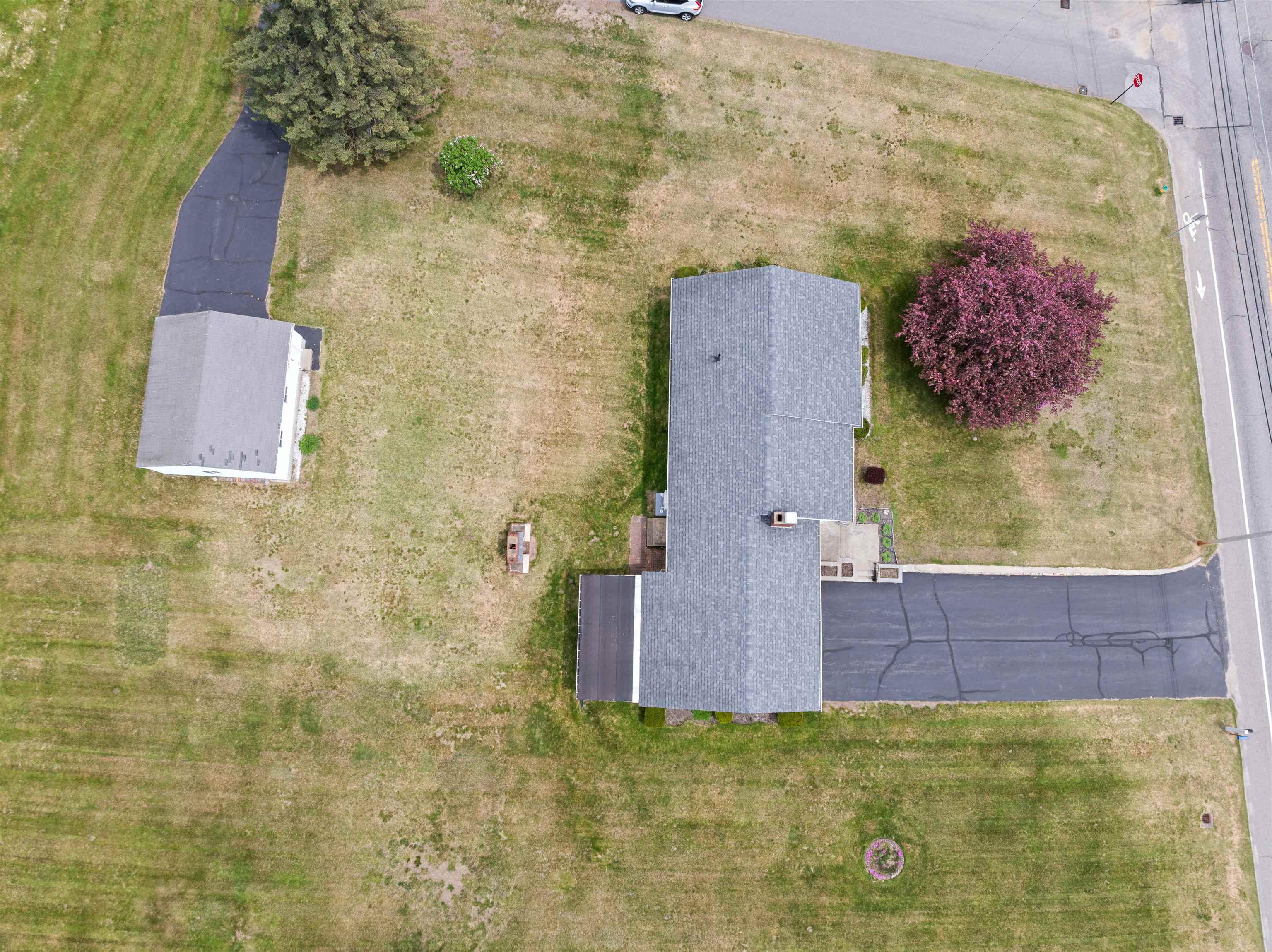 1310 Wellington Road Manchester, NH 03104 - Photo 33 of 35