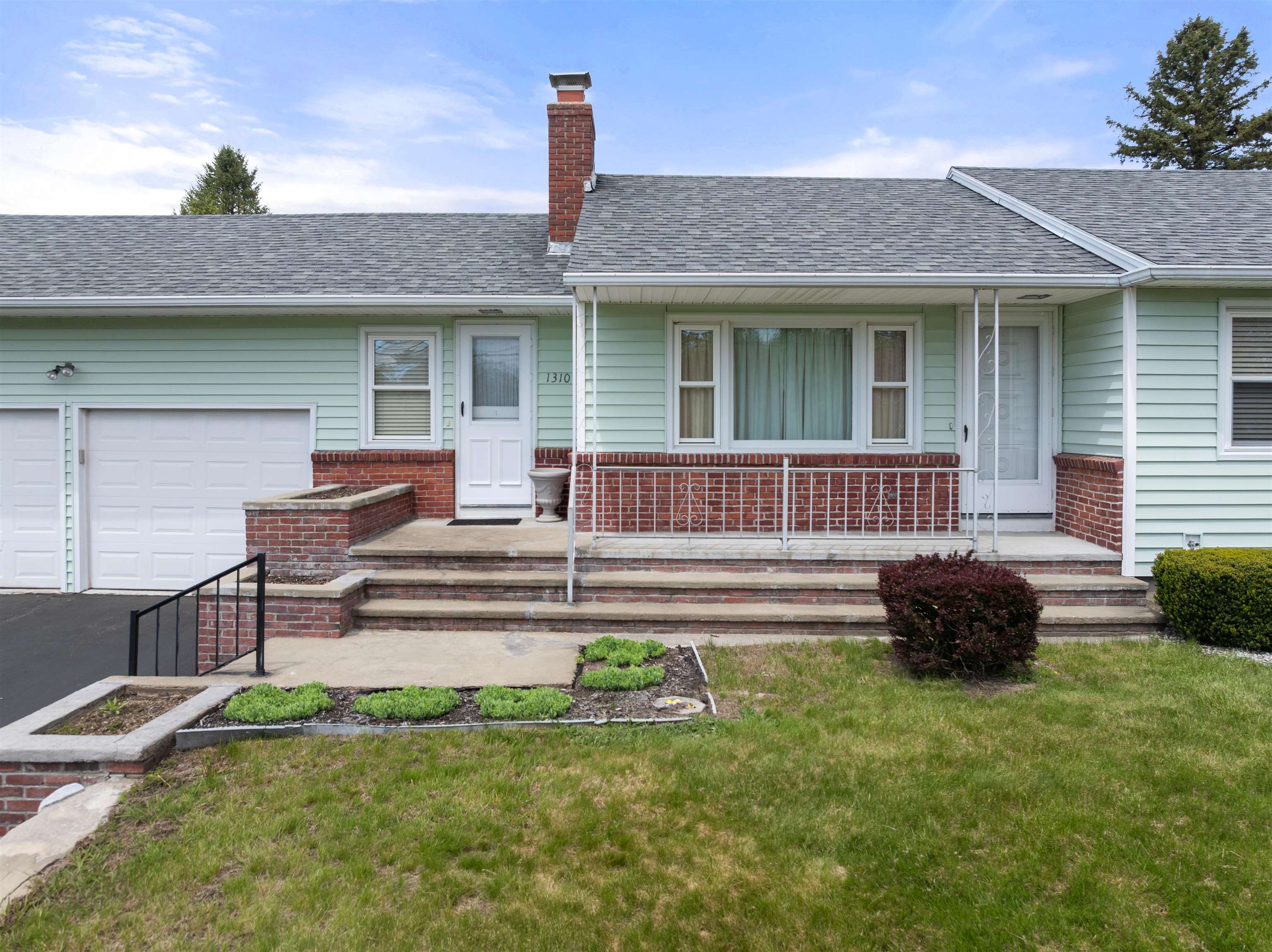 1310 Wellington Road Manchester, NH 03104 - Photo 9 of 35