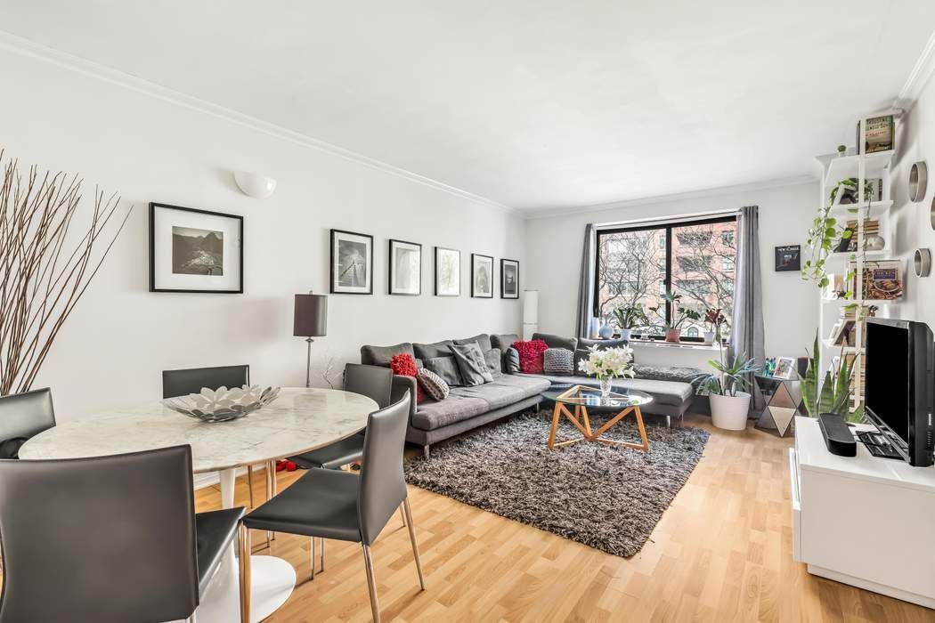 300 Rector Place, Unit 3I Manhattan, NY 10280 - Photo 1 of 11