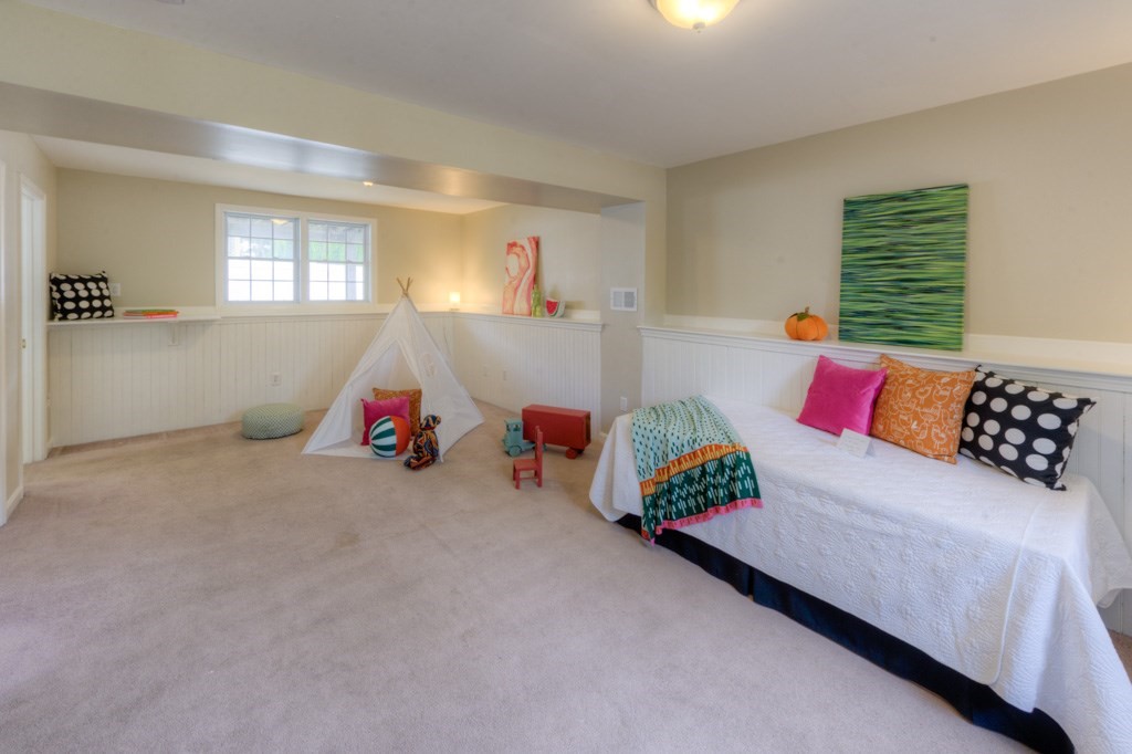 12 Matteo Street Worcester, MA 01606 - Photo 28 of 42 Gallery Image 28