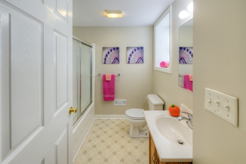 12 Matteo Street Worcester, MA 01606 - Photo 31 of 42 Gallery Image 31