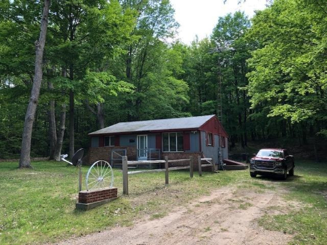 5911 South Frank Smith Road Chase, MI 49623 - Photo 3 of 21 IMG_8718