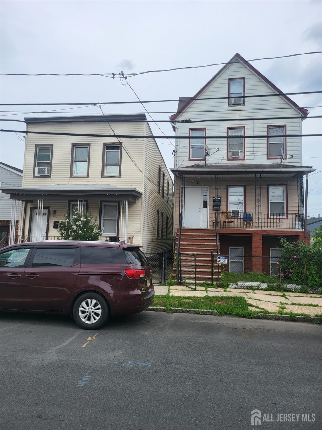 640 Elizabeth Street Perth Amboy, NJ 08861 - Photo 1 of 5