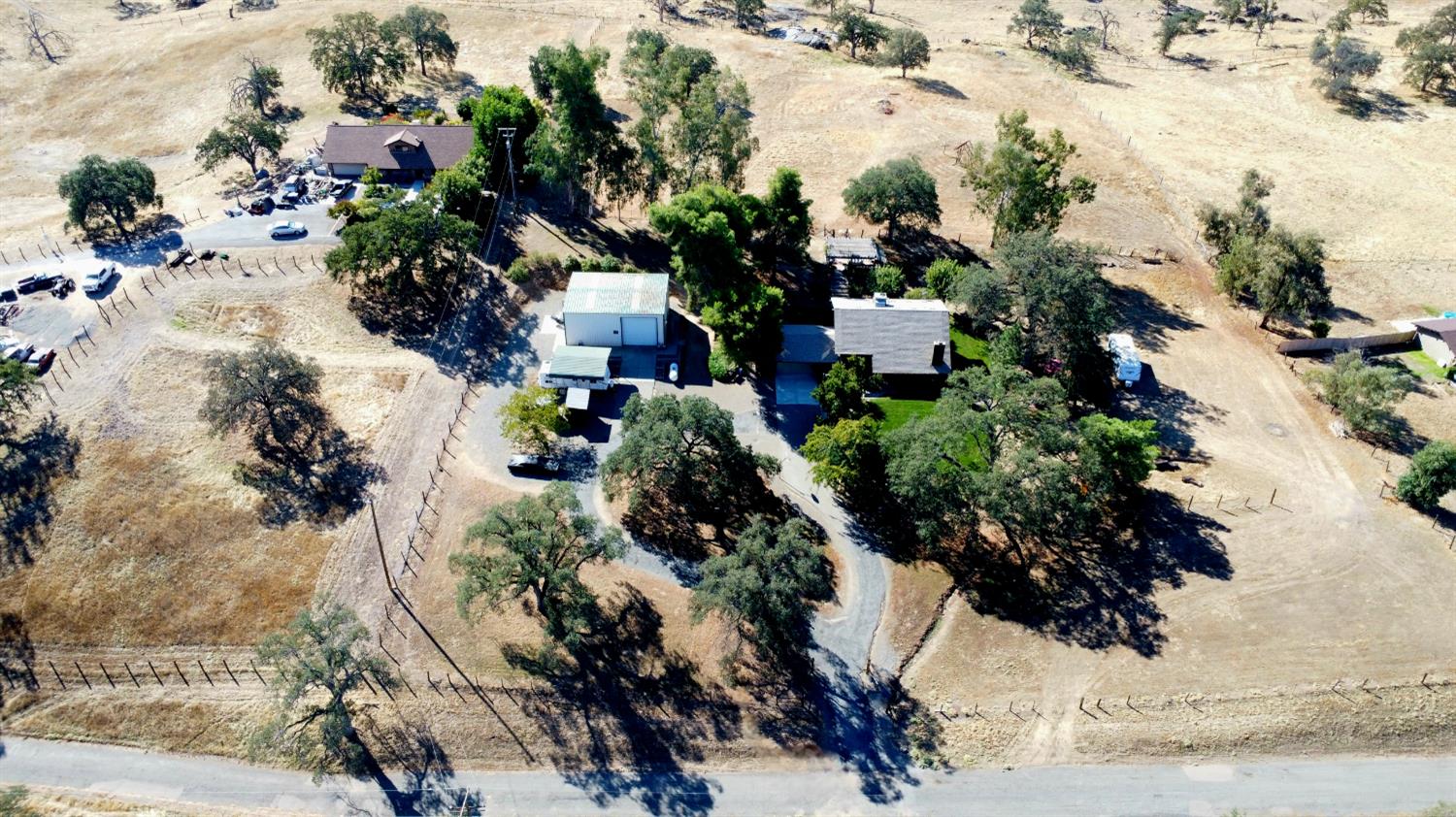 22266 Frontier Road Clovis, CA 93619 - Photo 3 of 61 a view of outside garden
