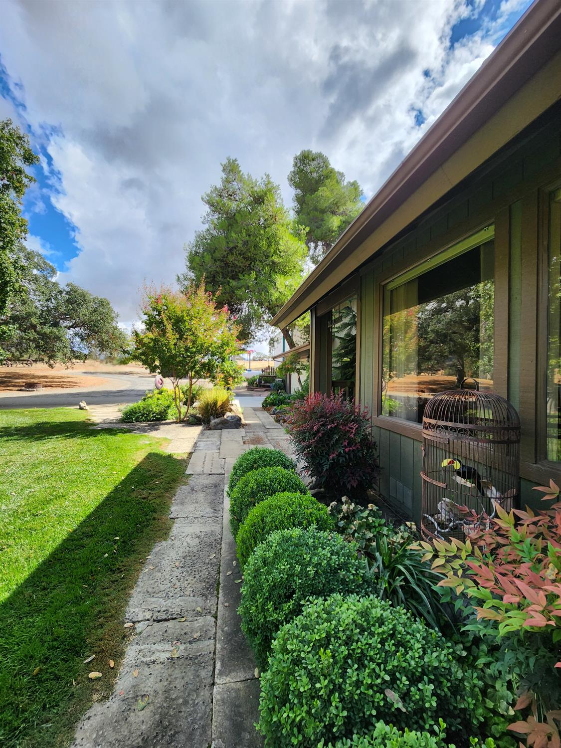 22266 Frontier Road Clovis, CA 93619 - Photo 10 of 61 a view of a back yard