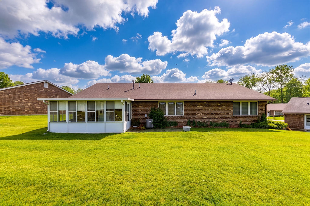 1143 Derby Road Springfield, OH 45503 - Photo 18 of 21