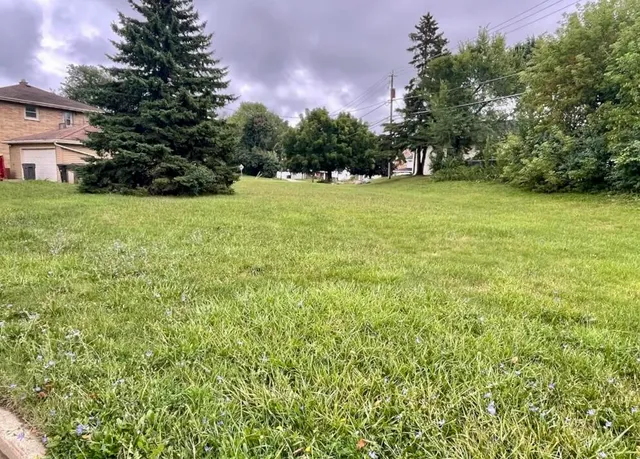 $46,000 | 1921 East Bolivar Avenue, St. Francis, WI 53235