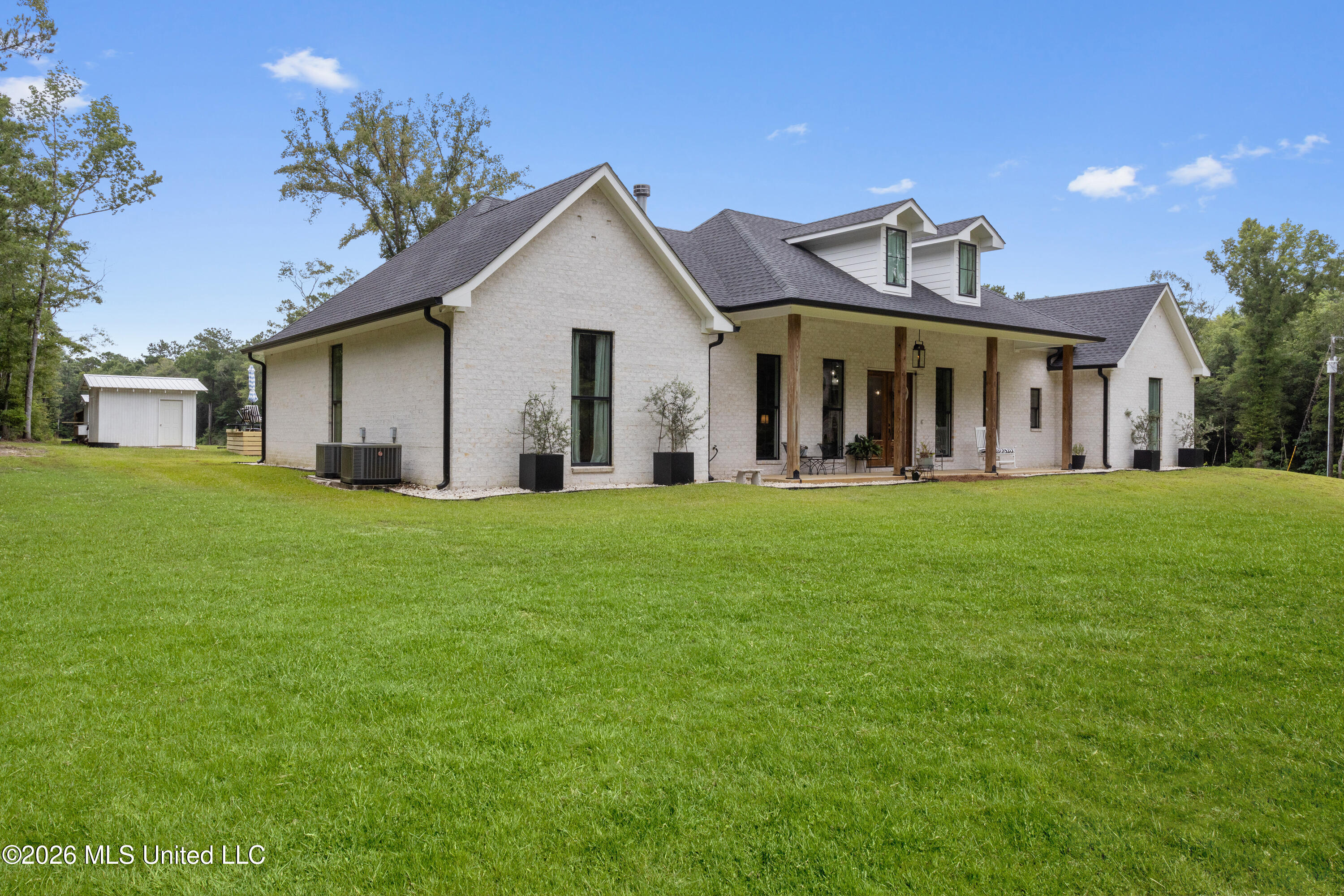 16900 Old River Road Vancleave, MS 39565 - Photo 6 of 77 00006