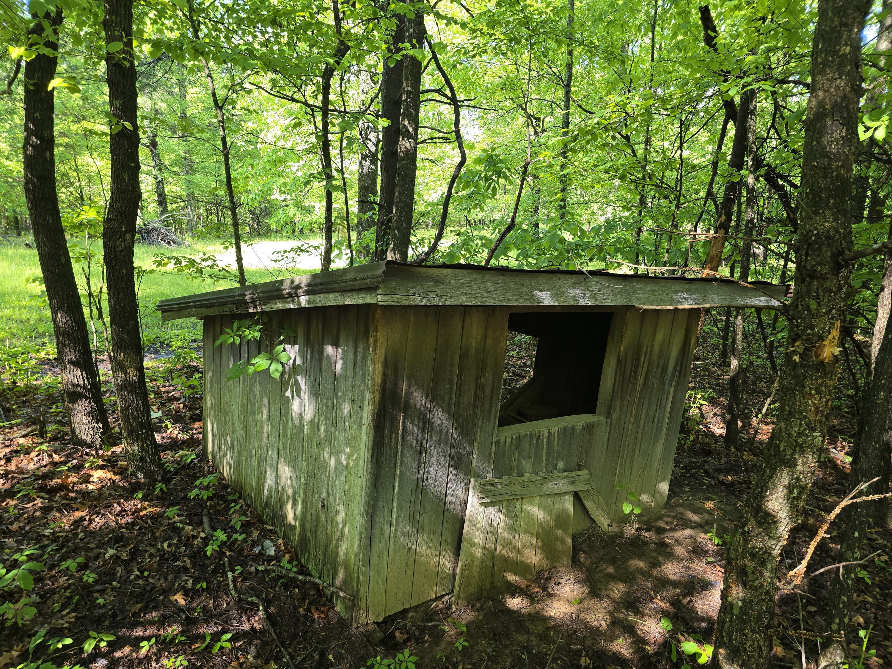 157 Highway Rising Fawn Ga 30738 Rising Fawn, GA 30738 - Photo 10 of 20 11 - Pen for Critters