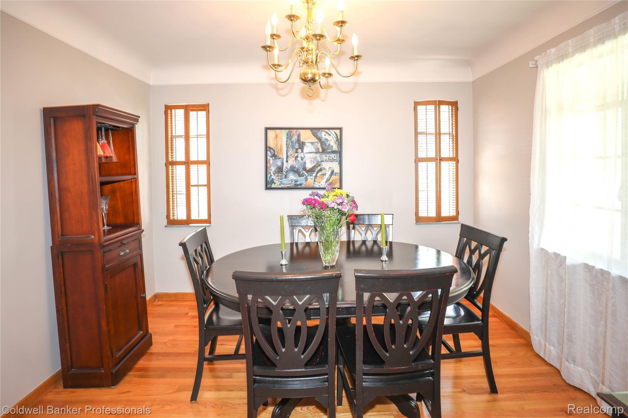 458 Moran Road Grosse Pointe, MI 48236 - Photo 6 of 18 0D3A7535.jpg