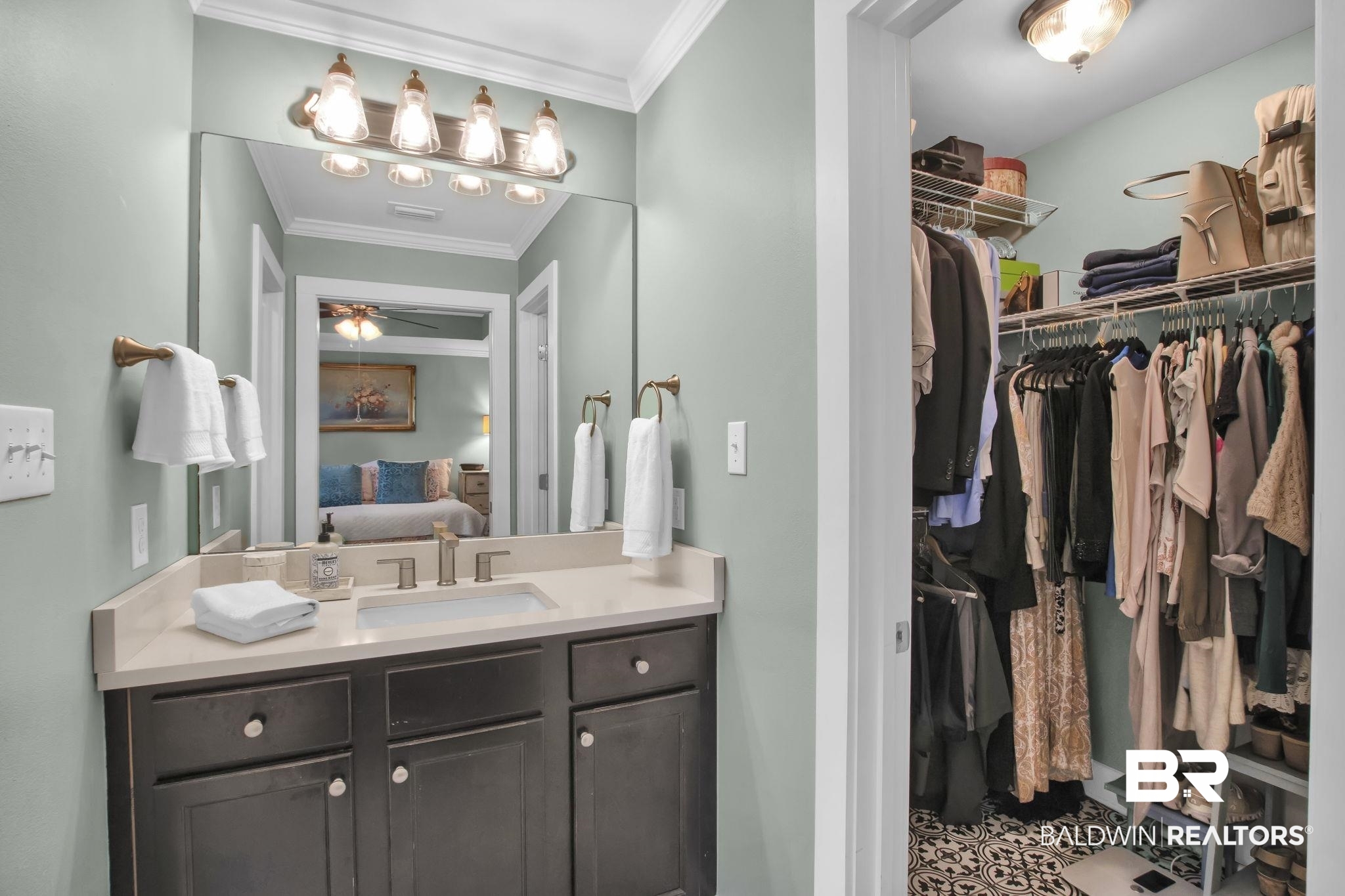 203 Lakefront Circle Summerdale, AL 36580 - Photo 38 of 69 Bathroom with ceiling fan, vanity, and crown molding