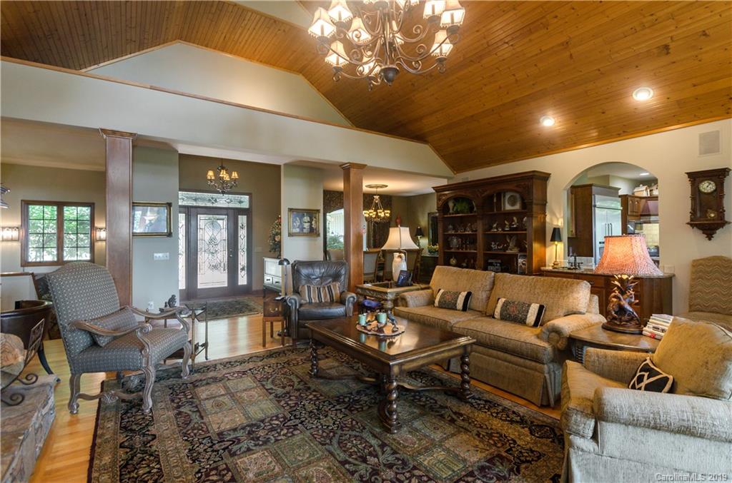 954 Spring Forest Road Sapphire, NC 28774 - Photo 9 of 36 Gallery Image 9