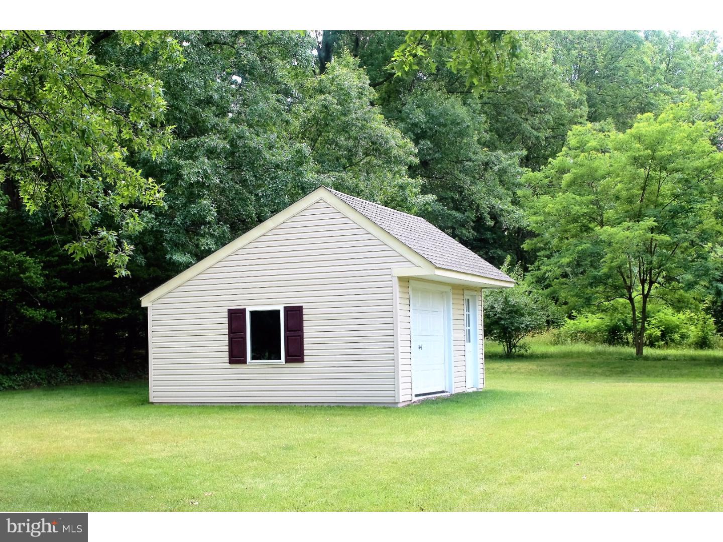 938 Callowhill Road Perkasie, PA 18944 - Photo 14 of 16 Gallery Image 14