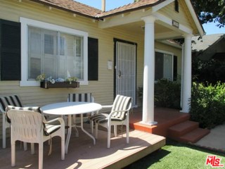 705 6th Avenue Venice, CA 90291 - Photo 1 of 18