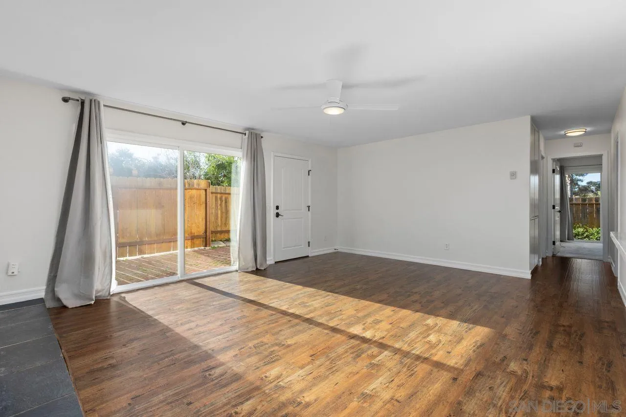 401 Requeza Street Encinitas, CA 92024 - Photo 15 of 33