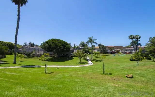 $800,000 | 401 Requeza Street, Encinitas, CA 92024