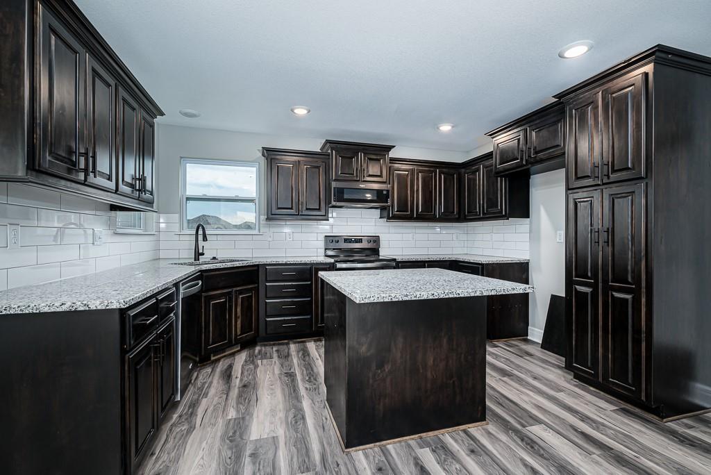 1013 2nd Street Perry, KS 66073 - Photo 5 of 19