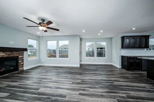 $359,950 | 1013 2nd Street, Perry, KS 66073