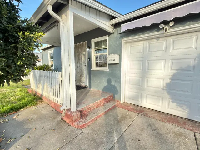 $300,000 | 308 North Grant Avenue, Manteca, CA 95336