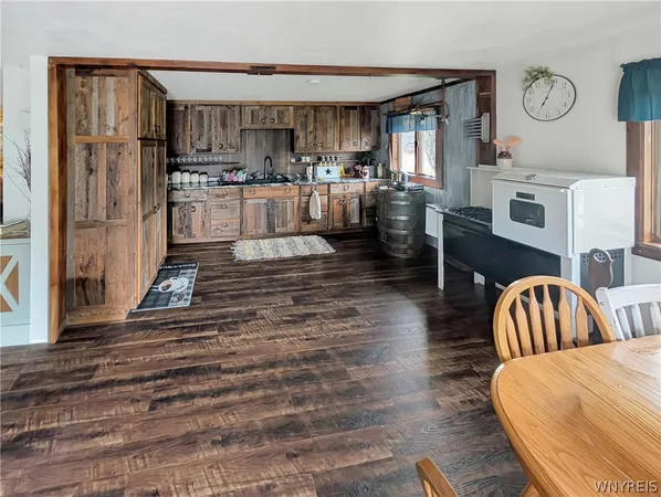 $249,900 | 7509 Higgins Crk Road, Hume, NY 14735