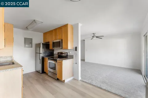 $375,000 | 213 Masters Court, Unit 3, Walnut Creek, CA 94598