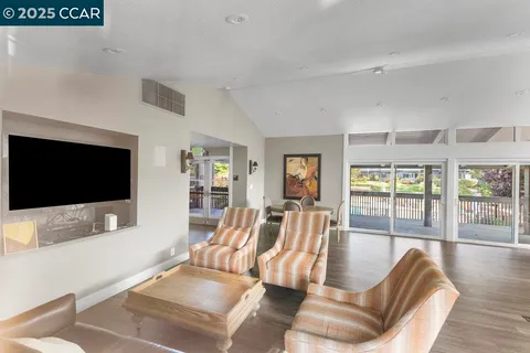 $375,000 | 213 Masters Court, Unit 3, Walnut Creek, CA 94598