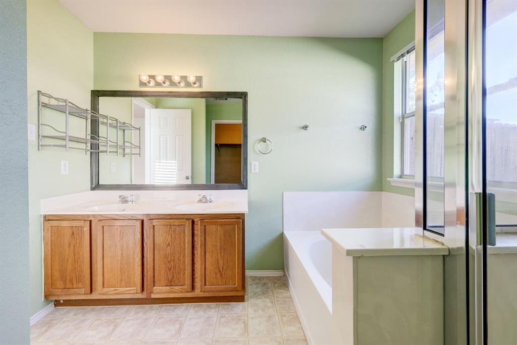 13016 Date Palm Trail Elgin, TX 78621 - Photo 8 of 13