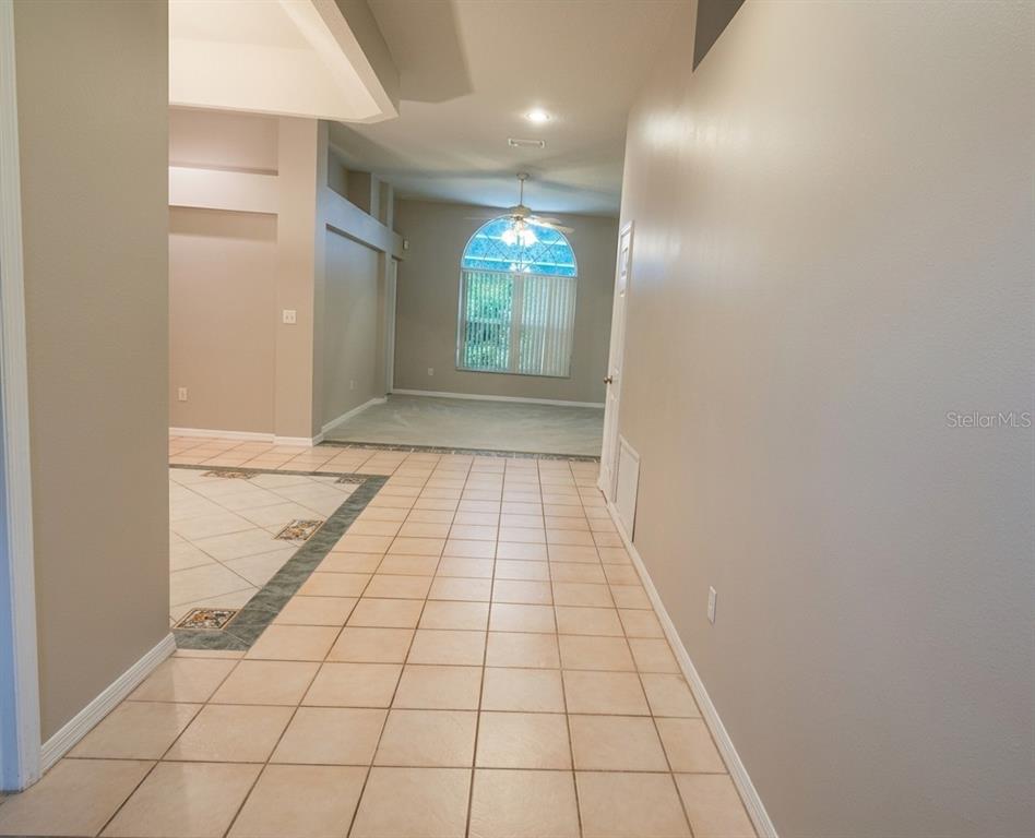 1625 Powder Ridge Drive Valrico, FL 33594 - Photo 2 of 24