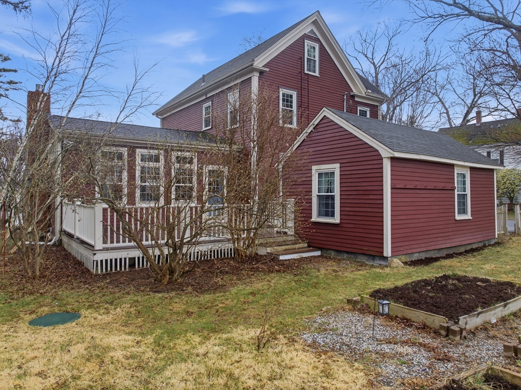 34 Maple Street Hamilton, MA 01982 - Photo 7 of 29