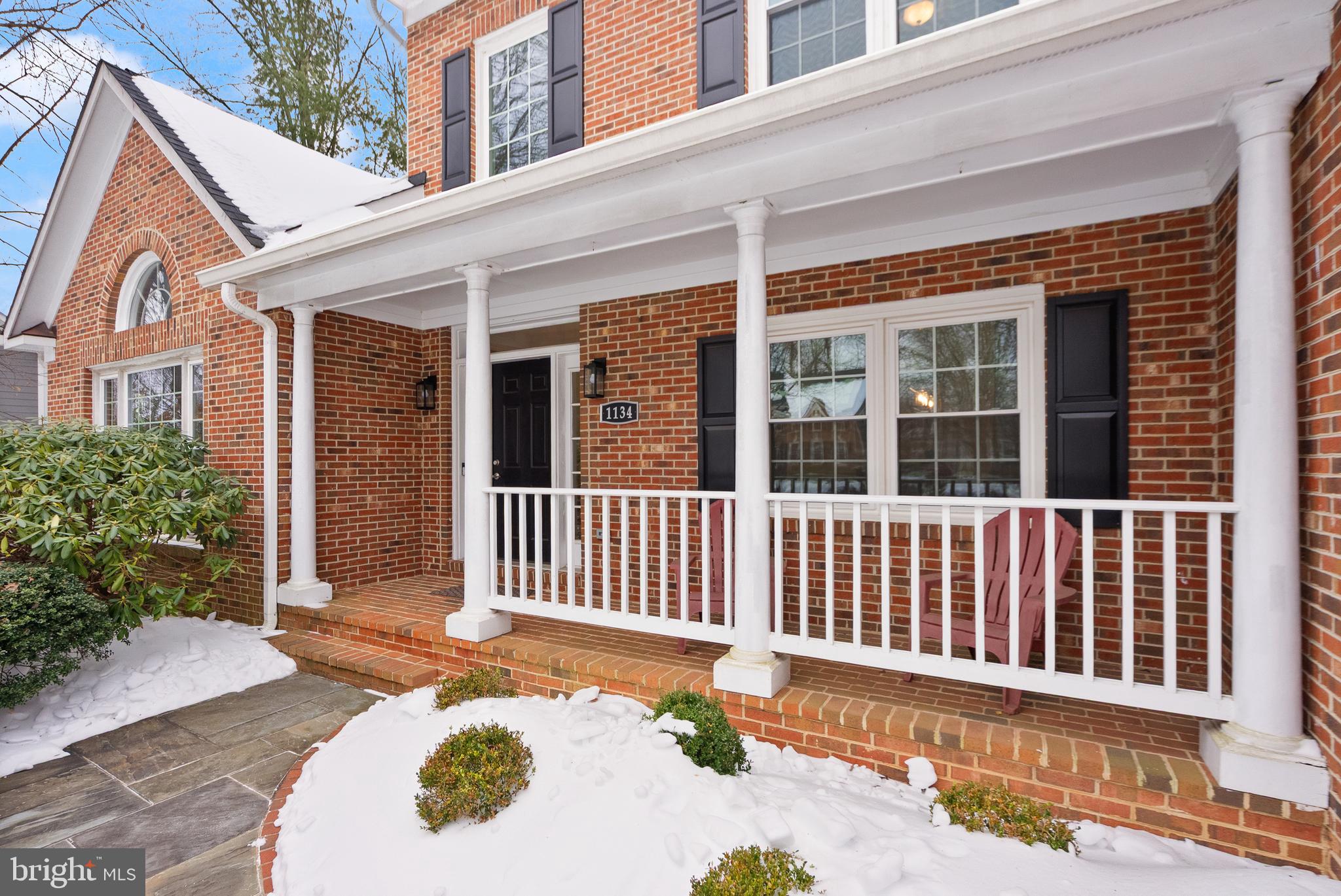 1134 Round Pebble Lane Reston, VA 20194 - Photo 5 of 68