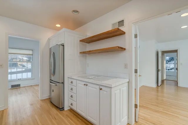 $362,000 | 225 Oak Knoll Boulevard, Mankato, MN 56001