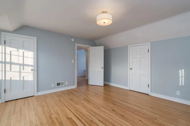 $362,000 | 225 Oak Knoll Boulevard, Mankato, MN 56001