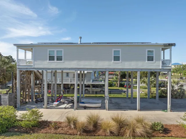$710,000 | 1548-1550 Shell Point Road, Crawfordville, FL 32327