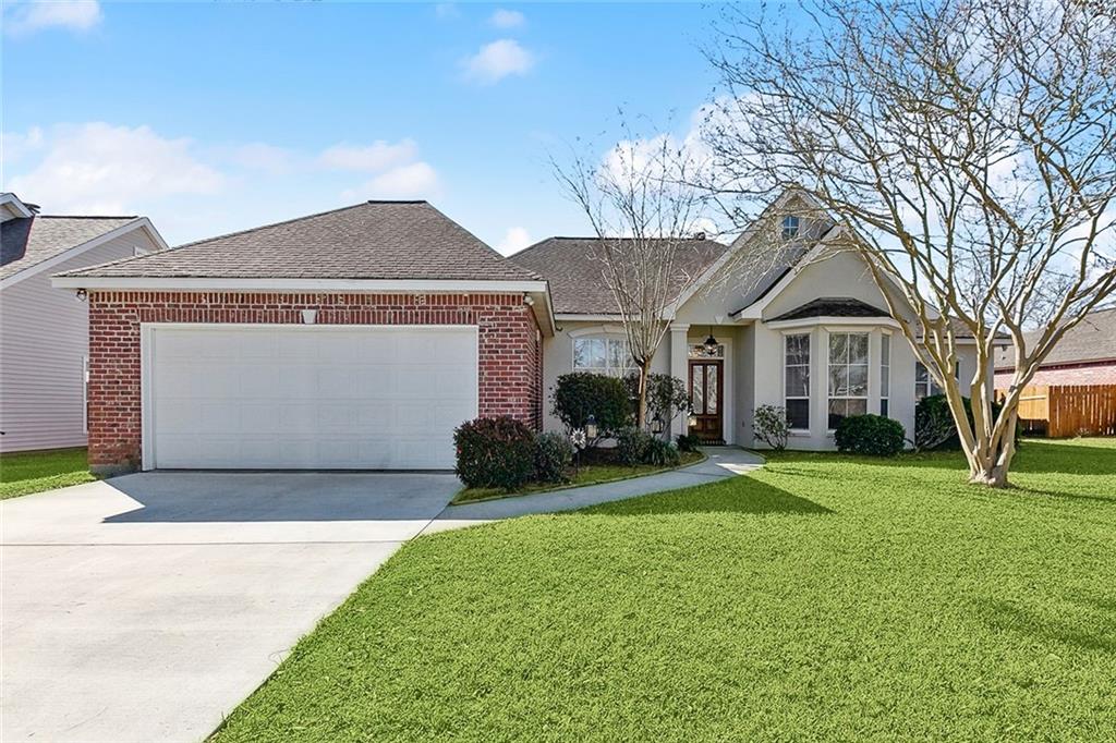 1356 South Ridge Drive Mandeville, LA 70448 - Photo 1 of 24 Gallery Image 1