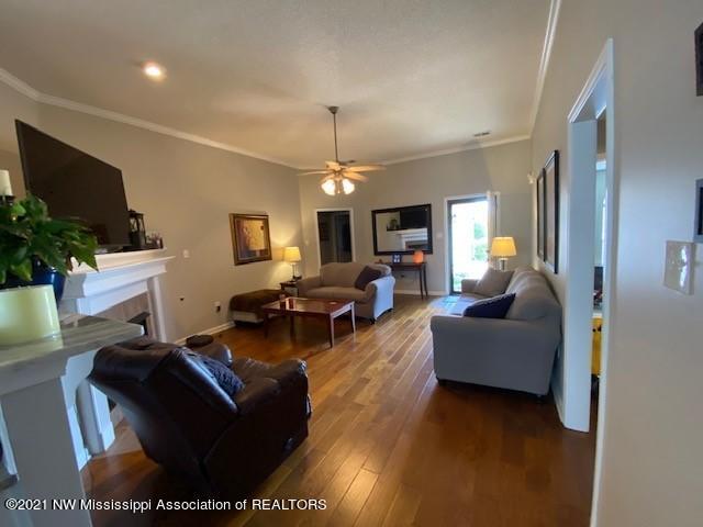 2790 Rutherford Drive Southaven, MS 38672 - Photo 3 of 30 ghjhkhjkgjh