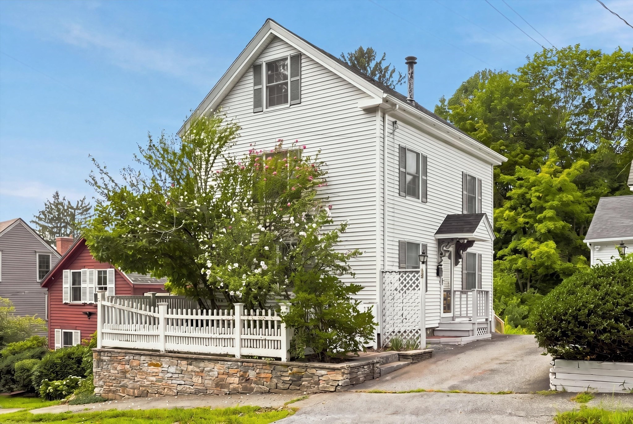 58 Morton Street Andover, MA 01810 - Photo 1 of 26 Gallery Image 1