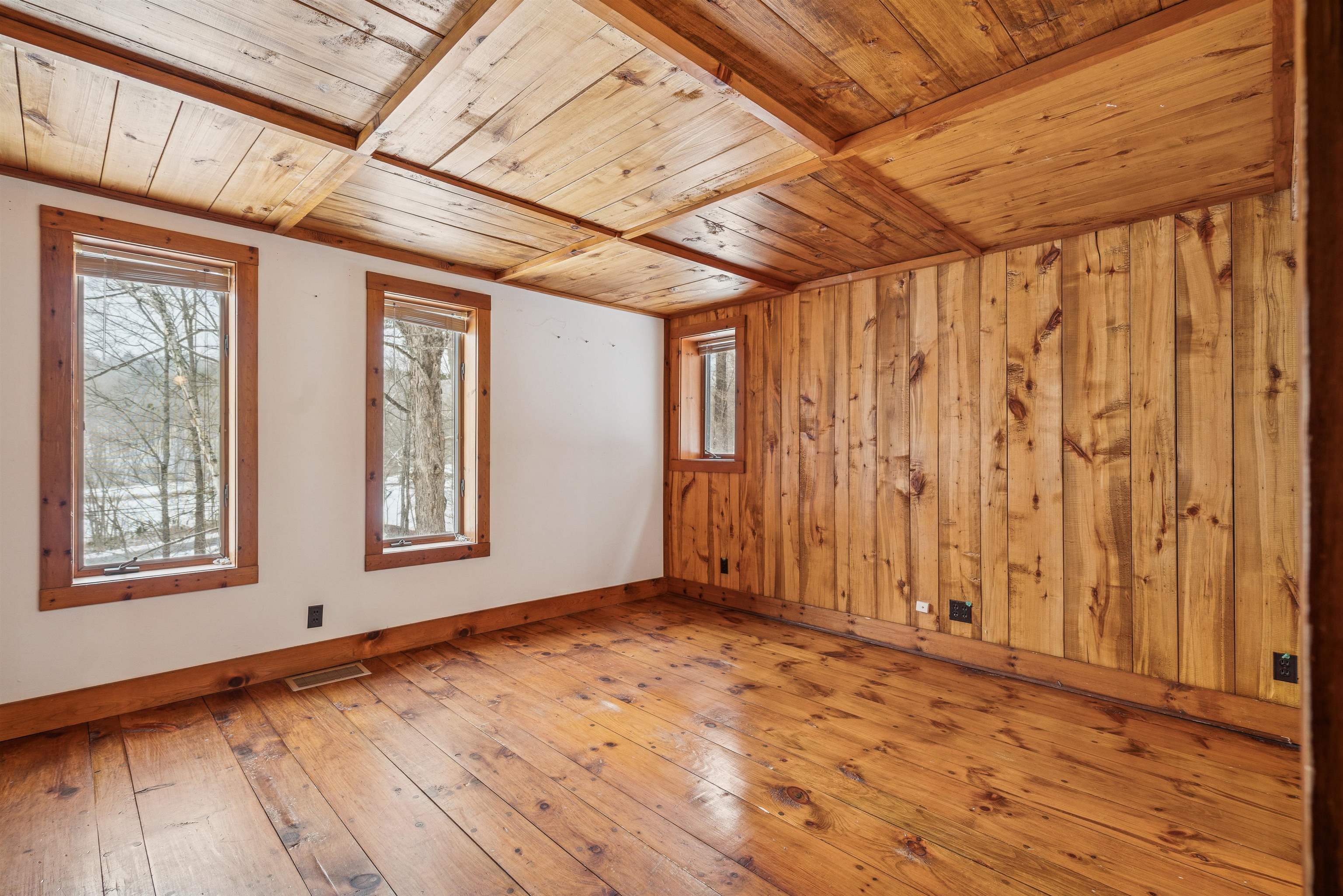 2504 Highway 12 Barnard, VT 05091 - Photo 23 of 40