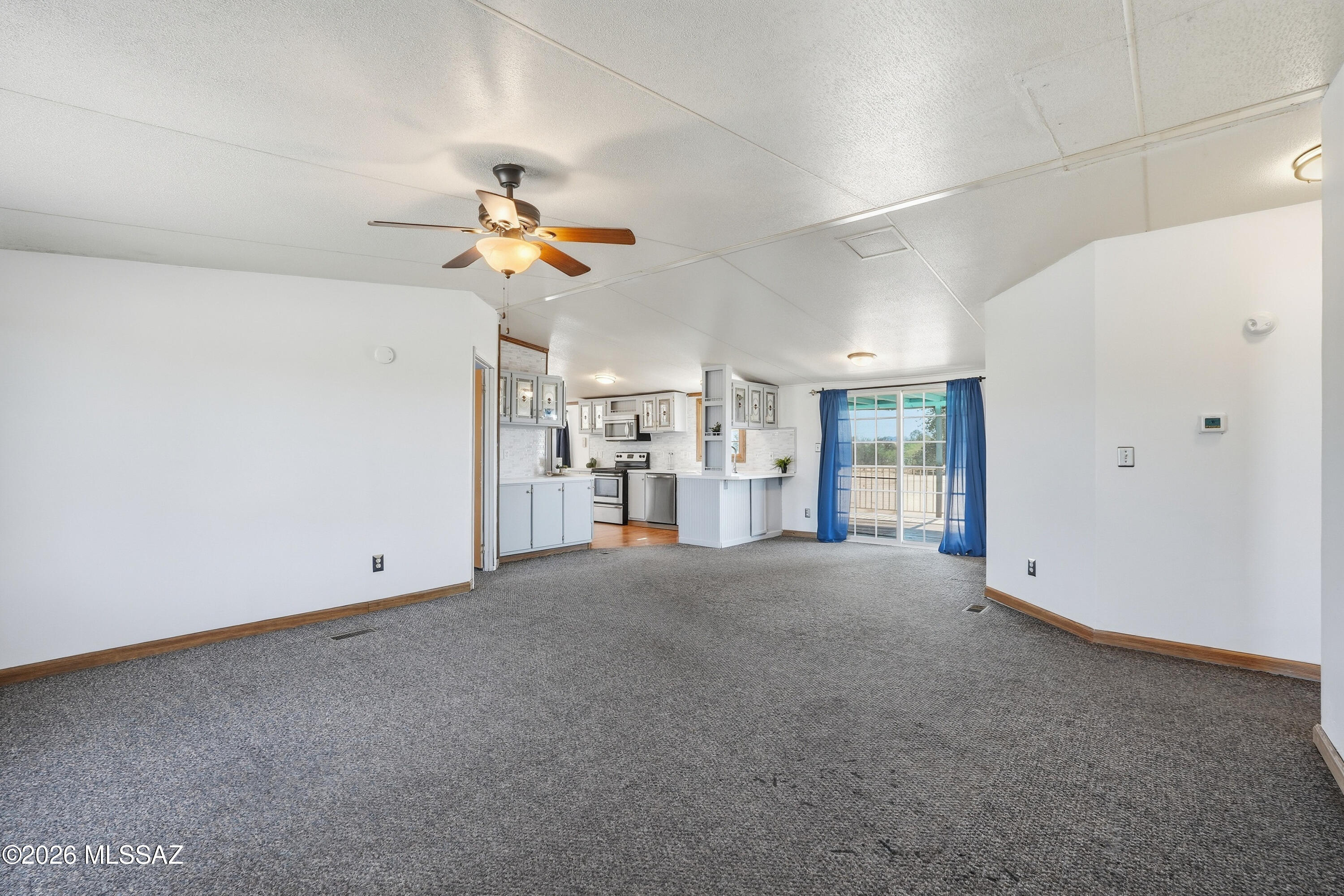 11303 North Derringer Road Marana, AZ 85653 - Photo 5 of 38