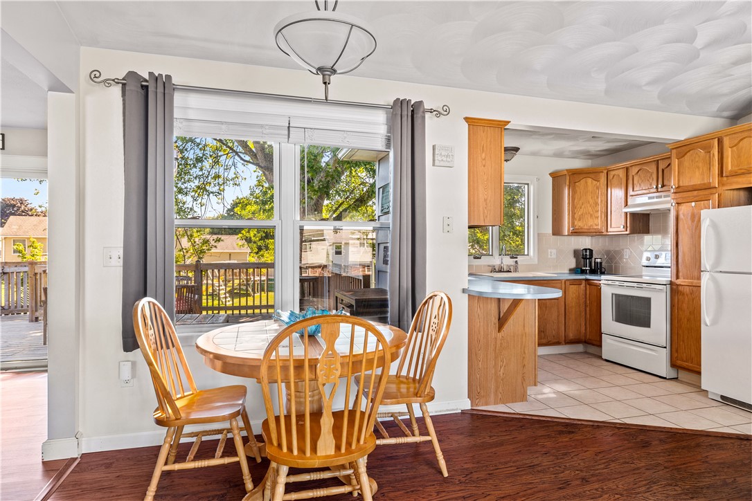110 Brook Spring Drive Warwick, RI 02889 - Photo 28 of 47 Inlaw Dining Area/Kitchen