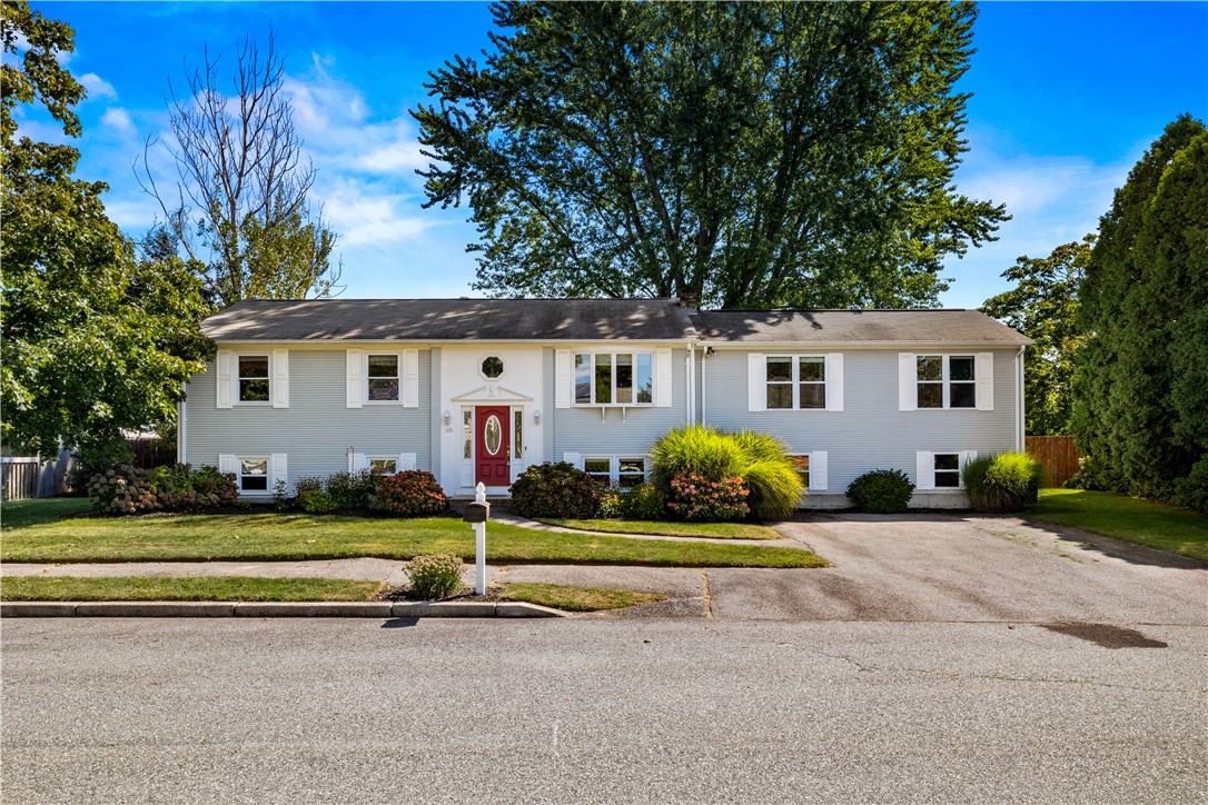 110 Brook Spring Drive Warwick, RI 02889 - Photo 4 of 47