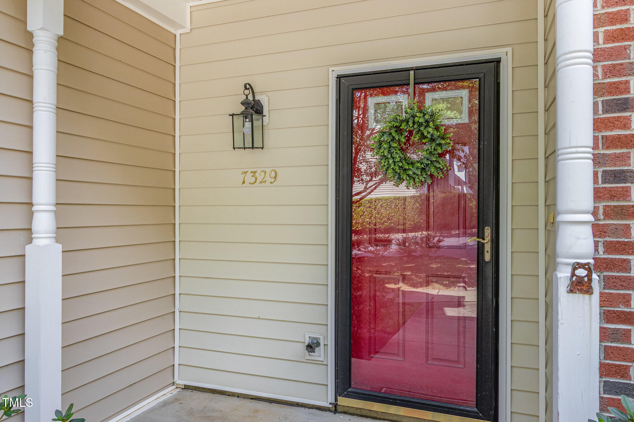 7329 Bonnie Ridge Court Raleigh, NC 27615 - Photo 3 of 17 004_file_995
