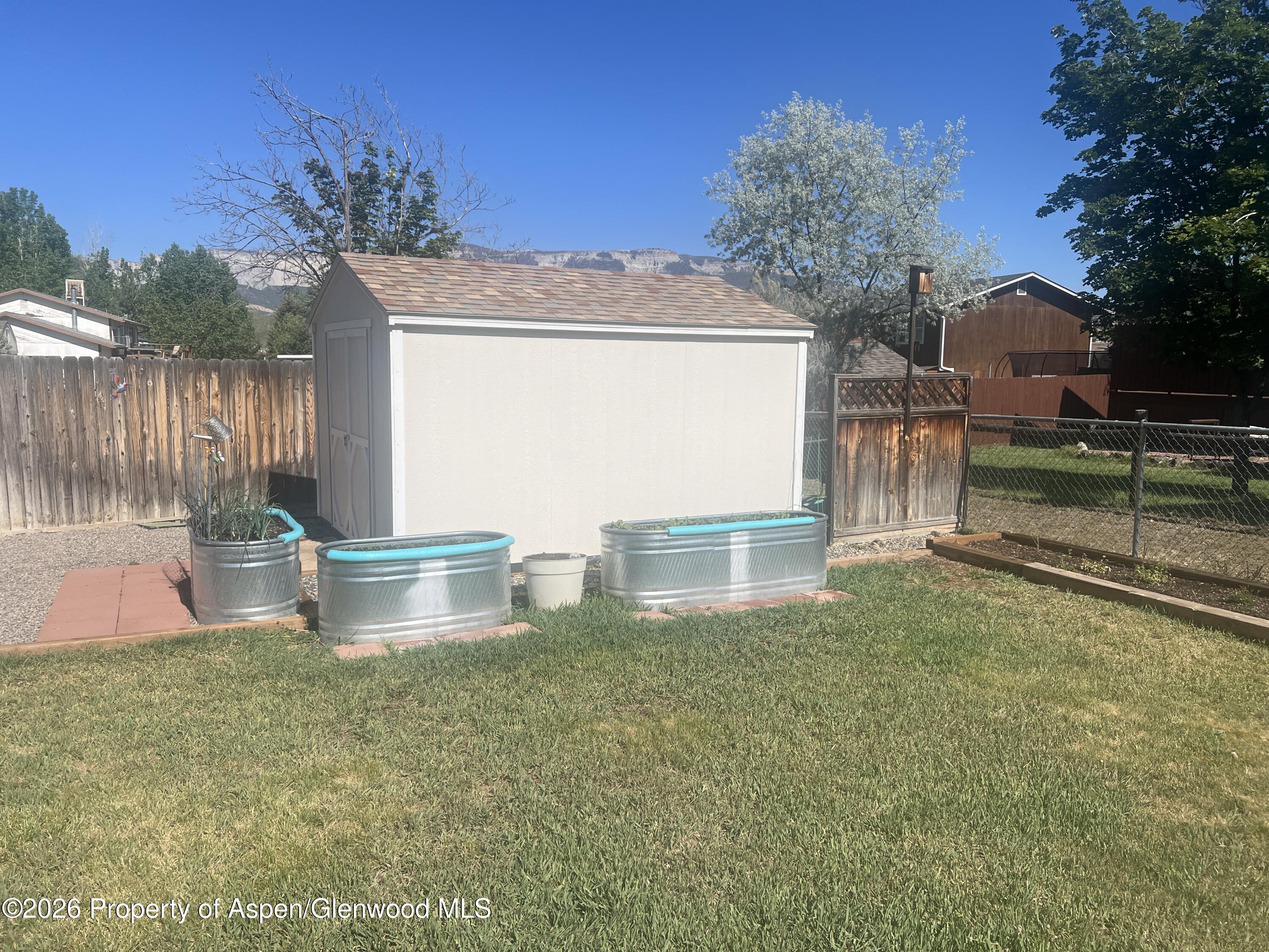 271 Remington Street Rifle, CO 81650 - Photo 21 of 27 shed and garden tubs