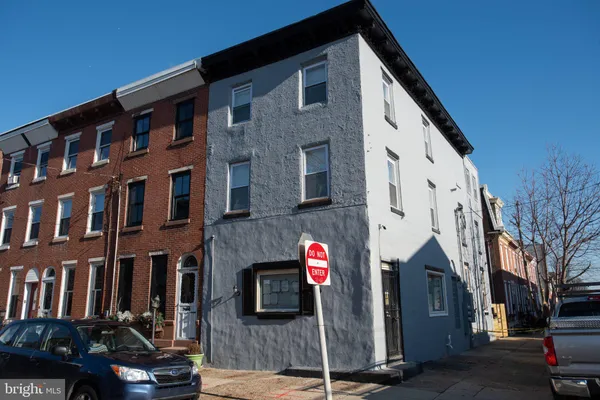 $1,595 | 2227 East Cumberland Street, Unit 3, Philadelphia, PA 19125