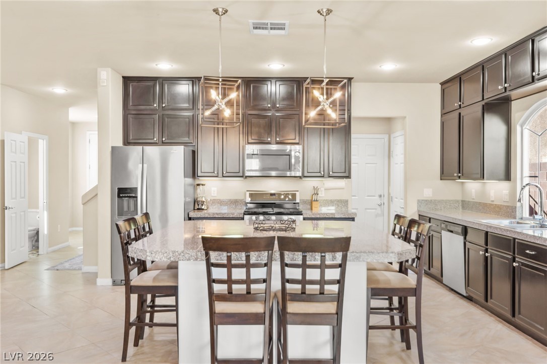 9696 Grayson Hills Street Las Vegas, NV 89139 - Photo 7 of 20