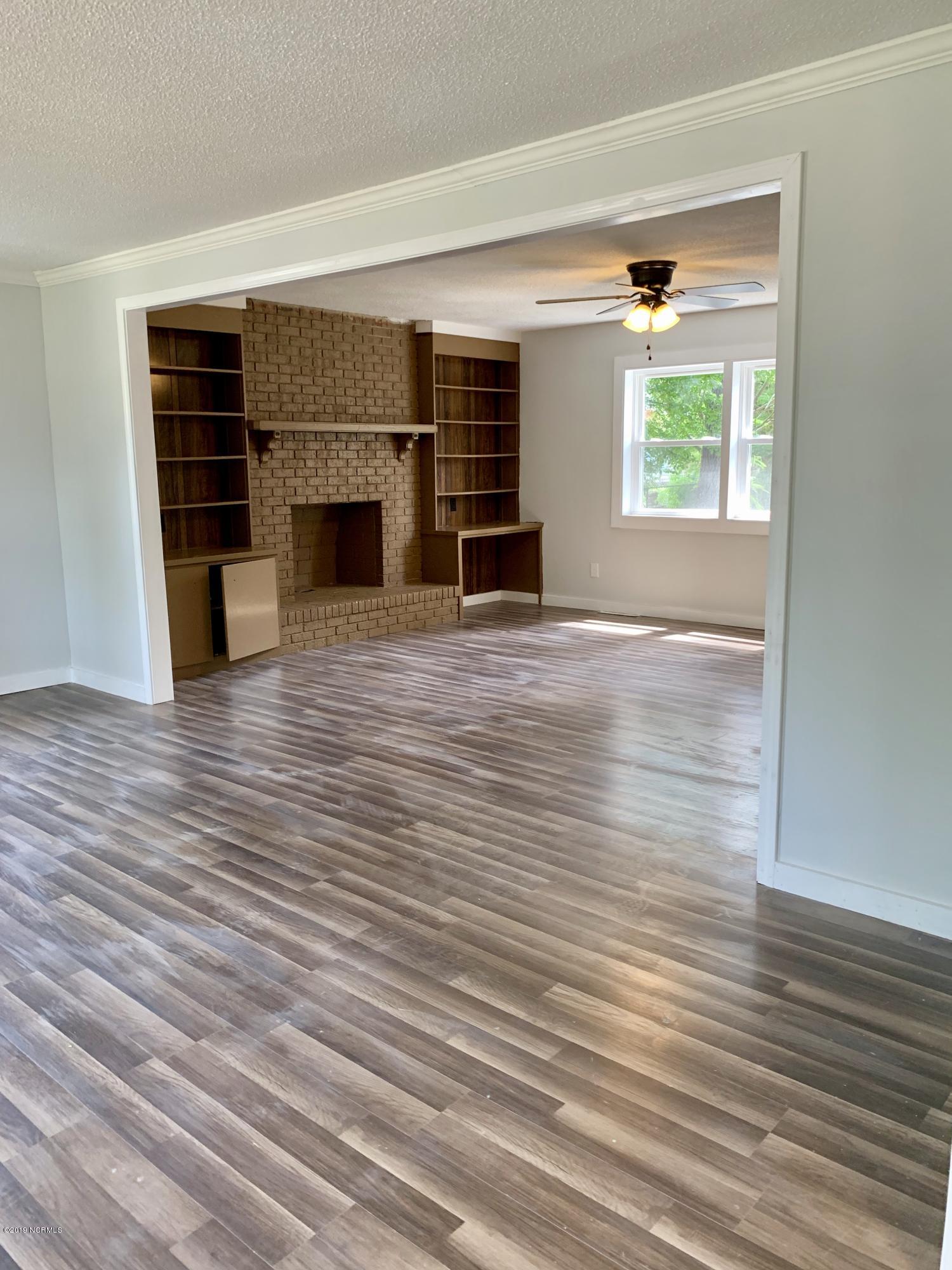 809 Eagle Road Kinston, NC 28501 - Photo 13 of 49 fullsizeoutput_1aca